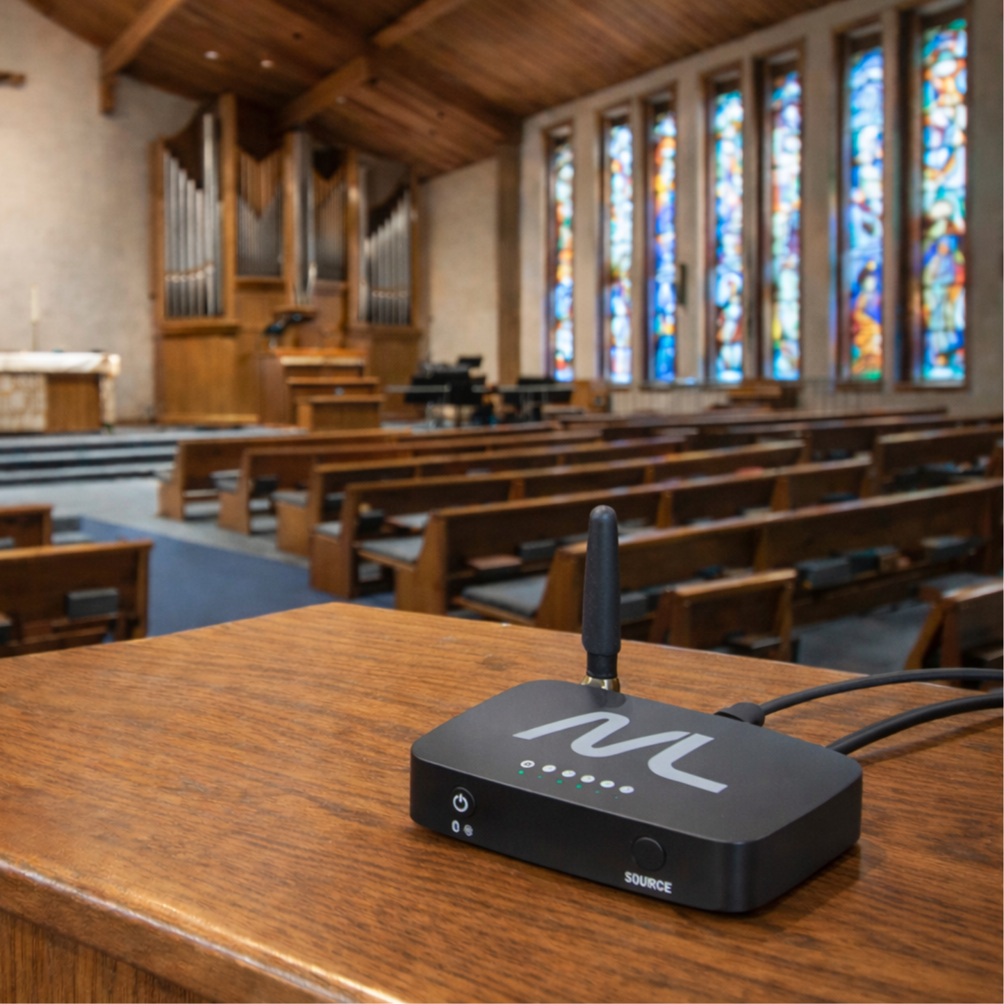 TV hearMore™ Auracast™ オーディオ トランスミッター